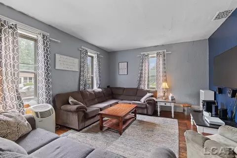 Living - 128 E Lagrange, Morenci, MI 49256 photo 2 of 4