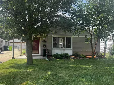 25323 Fern, Roseville, MI 48066