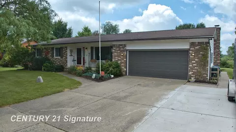 Exterior - 8547 Tim Tam, Flushing, MI 48433 photo 5 of 17