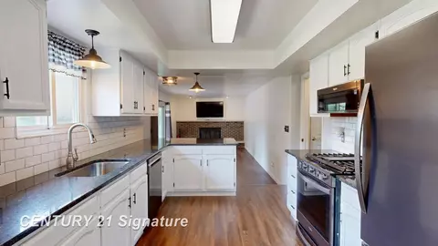 Kitchen - 8547 Tim Tam, Flushing, MI 48433 photo 1 of 4