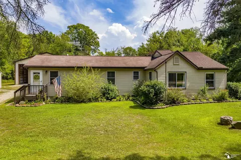 12701 Ayres, Tipton, MI 49287