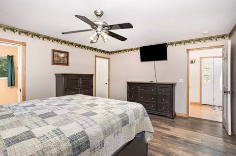 Bedroom - 1677 Timothy, Gladwin, MI 48624 photo 2 of 5
