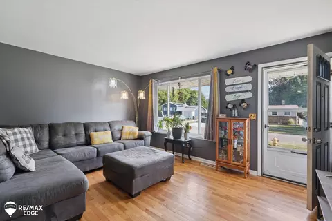 3153 Thom, Flint, MI 48506 photo 7