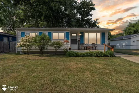 3153 Thom, Flint, MI 48506