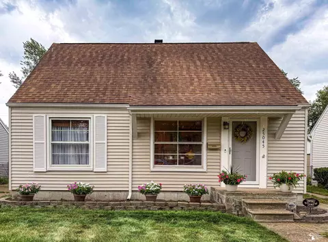 25045 Andover, Dearborn Heights, MI 48125