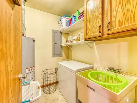 3227 1st, Monroe, MI 48162 photo 38