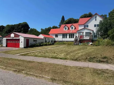 417 Iroquois, Laurium, MI 49913