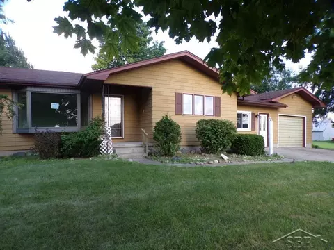 75 Bradleyville, Reese, MI 48757