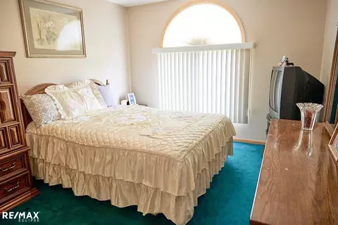 Bedroom - 54089 Samara Dr, Macomb, MI 48042 photo 1 of 3