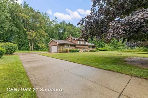 Exterior - 2889 W Birch Run, Burt, MI 48417 photo 2 of 6