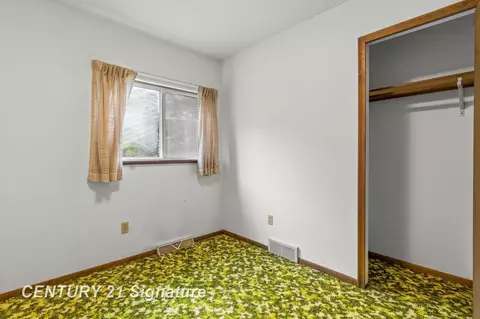 Bedroom - 2889 W Birch Run, Burt, MI 48417 photo 3 of 3