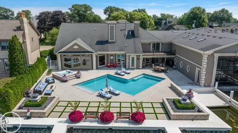 38371 Huron Pointe, Harrison Township, MI 48045