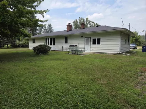 Exterior - 11180 E Jackson, Merrill, MI 48637 photo 3 of 4