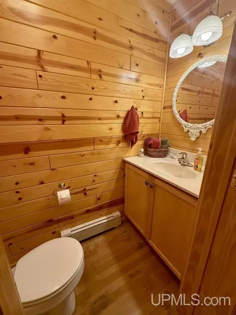 Bath - e16916 Nevins Lake Drive, Shingleton, MI 49884 photo 1 of 4