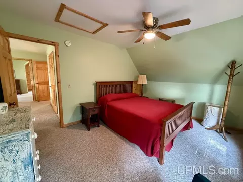 Bedroom - e16916 Nevins Lake Drive, Shingleton, MI 49884 photo 4 of 8