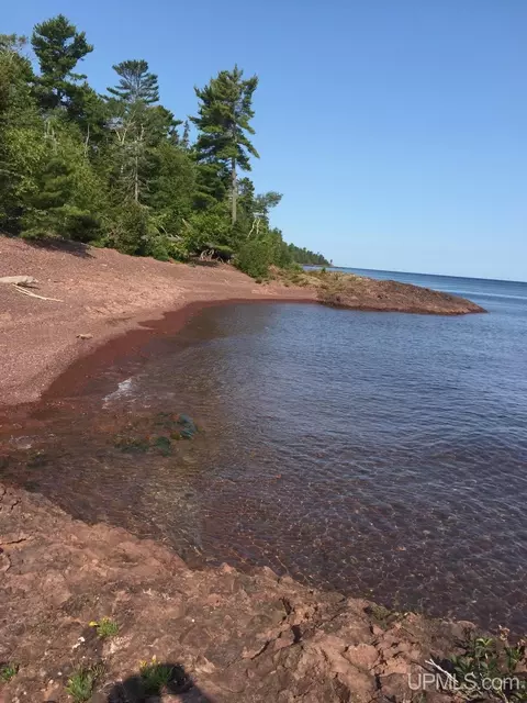 tbd Horseshoe Hbr, Copper Harbor, MI 49918