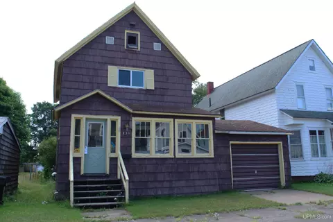 136 S Iroquois, Laurium, MI 49913