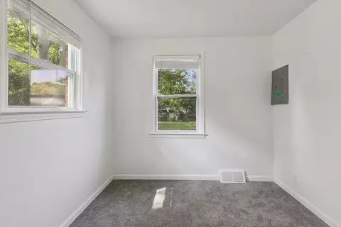 Bedroom - 2719 Fielding, Flint, MI 48503 photo 5 of 11