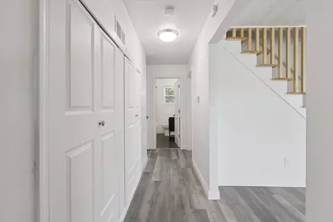 Entry Way - 2719 Fielding, Flint, MI 48503 photo 2 of 4