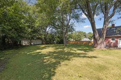 Exterior - 2719 Fielding, Flint, MI 48503 photo 7 of 8