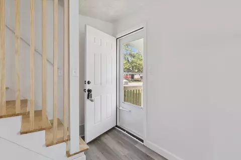 Entry Way - 2719 Fielding, Flint, MI 48503 photo 1 of 4
