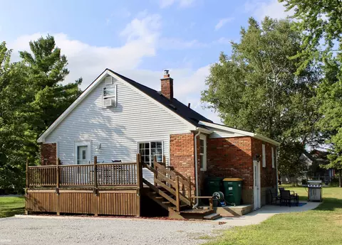 303 Cox, Saint Clair, MI 48079 photo 6