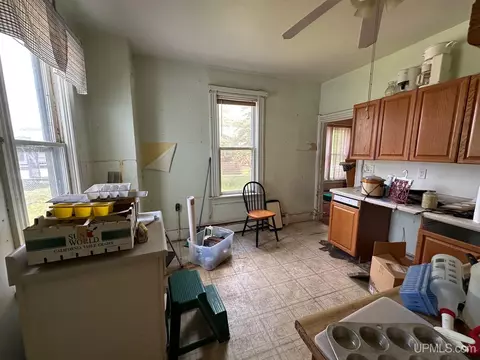 927 Oak, Negaunee, MI 49866