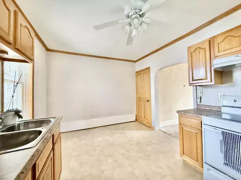 309 N 19th, Escanaba, MI 49829 photo 8