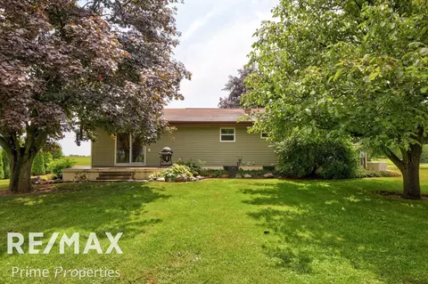 Exterior - 12725 Hack, Reese, MI 48757 photo 3 of 8