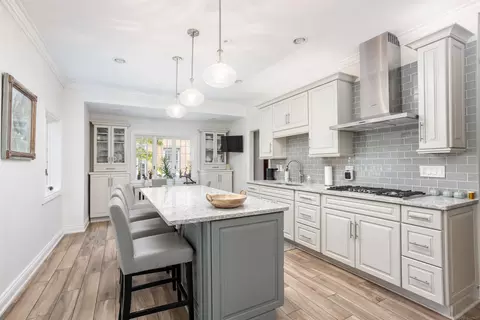 Kitchen - 803 Lakepointe, Grosse Pointe Park, MI 48230 photo 1 of 5