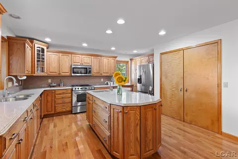 Kitchen - 4382 3rd, Adrian, MI 49221 photo 5 of 5