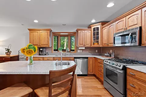 Kitchen - 4382 3rd, Adrian, MI 49221 photo 2 of 5