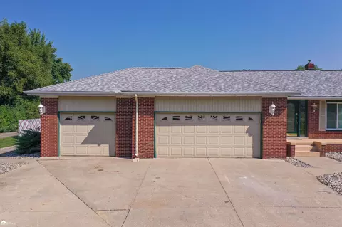 Exterior - 5205 E Mount Morris, Mount Morris, MI 48458 photo 6 of 7