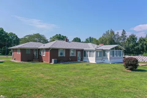 Exterior - 5205 E Mount Morris, Mount Morris, MI 48458 photo 2 of 7