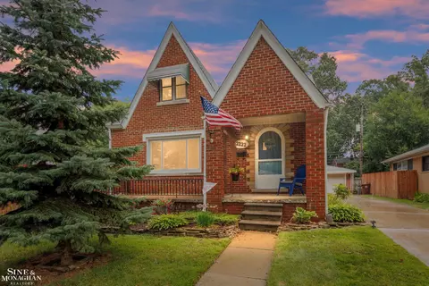 2222 Ridgemont, Grosse Pointe Woods, MI 48236 photo 35
