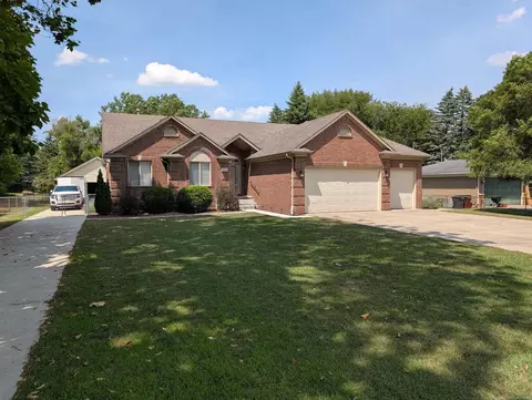 8389 Rhode, Shelby Township, MI 48317