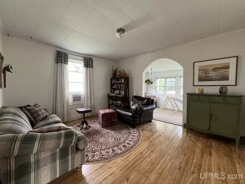 Living - 526 Bank, Ishpeming, MI 49849 photo 1 of 4