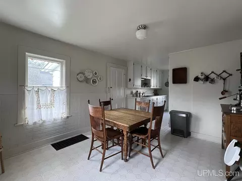 Dining - 526 Bank, Ishpeming, MI 49849 photo 2 of 2