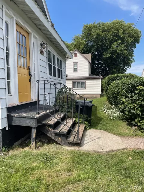 Exterior - 526 Bank, Ishpeming, MI 49849 photo 13 of 14