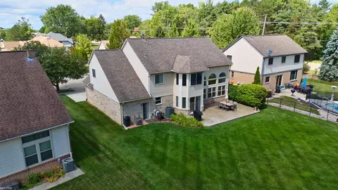 View/Area - 48866 Brittany Parc, Macomb, MI 48044 photo 1 of 2