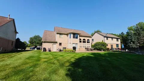 Exterior - 48866 Brittany Parc, Macomb, MI 48044 photo 3 of 7