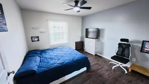 Bedroom - 48866 Brittany Parc, Macomb, MI 48044 photo 5 of 5
