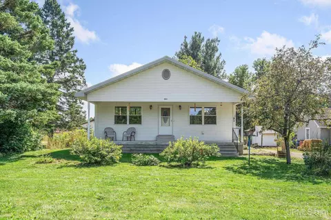 4105 E Maple Ridge 37th, Rock, MI 49880