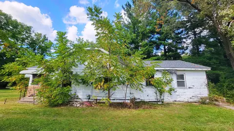 Exterior - 7152 Neff, Mount Morris, MI 48458 photo 7 of 13