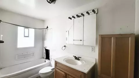 Bath - 7152 Neff, Mount Morris, MI 48458 photo 1 of 1