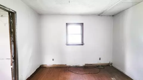 Bedroom - 7152 Neff, Mount Morris, MI 48458 photo 3 of 3