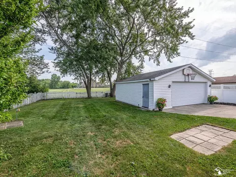 19043 Hyde Park, Trenton, MI 48183 photo 30