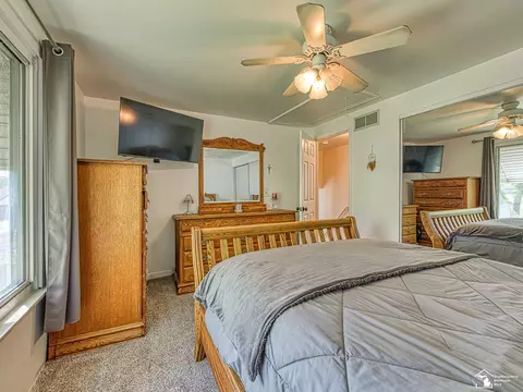 19043 Hyde Park, Trenton, MI 48183 photo 21