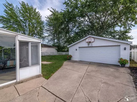 19043 Hyde Park, Trenton, MI 48183 photo 27