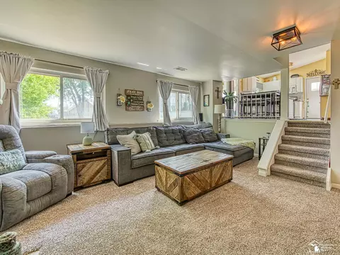 19043 Hyde Park, Trenton, MI 48183 photo 12